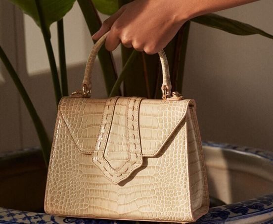 sanat ve tasarimin romantik bulusmasi Plume Mag