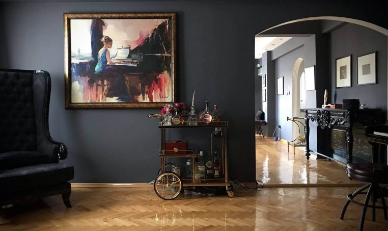 Evlerinize İyi Bakın: Aylin Kuyumcubaşı’nın Sanat Dolu Evi