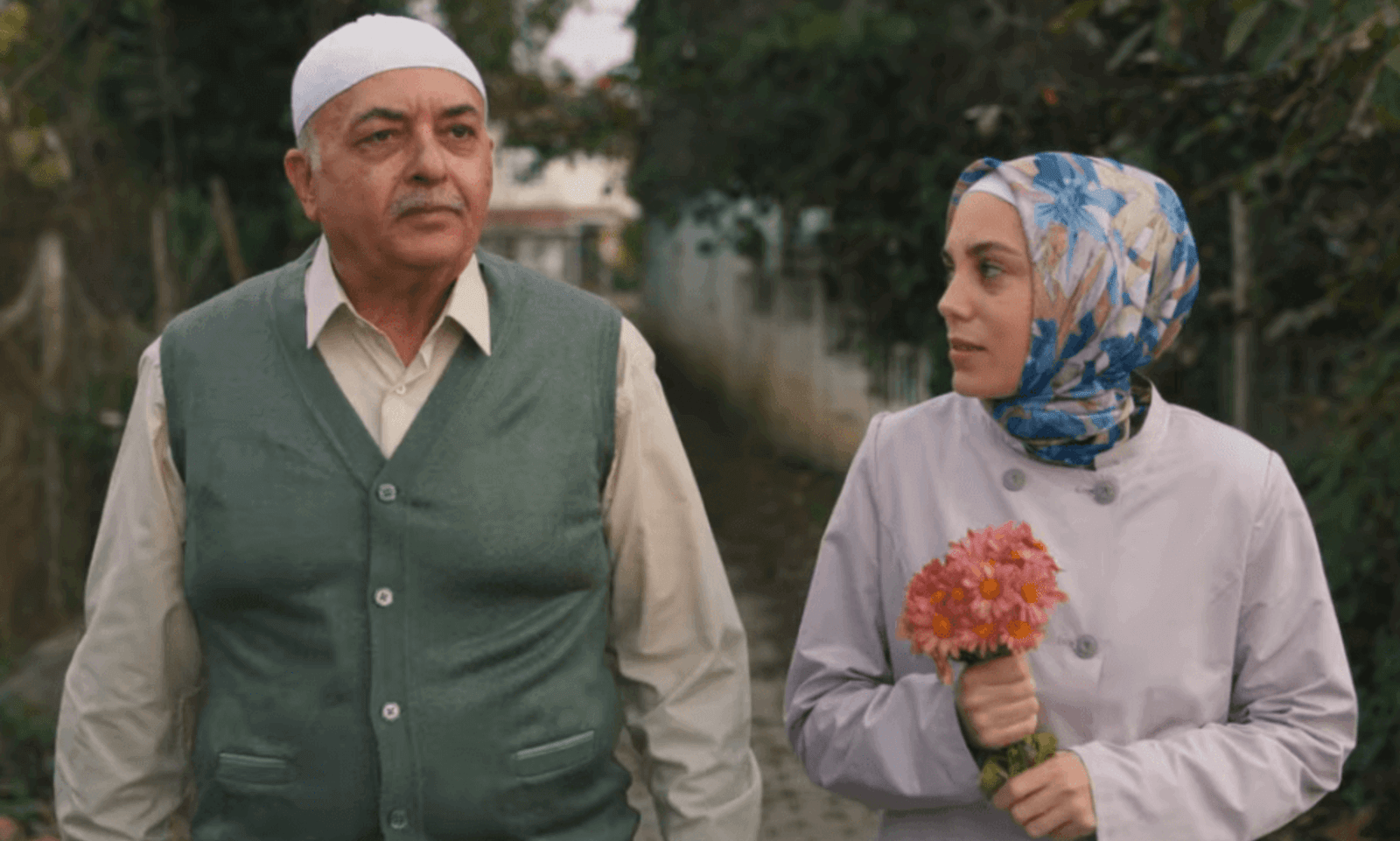 Bir Başkadır dizisinden bir kesit