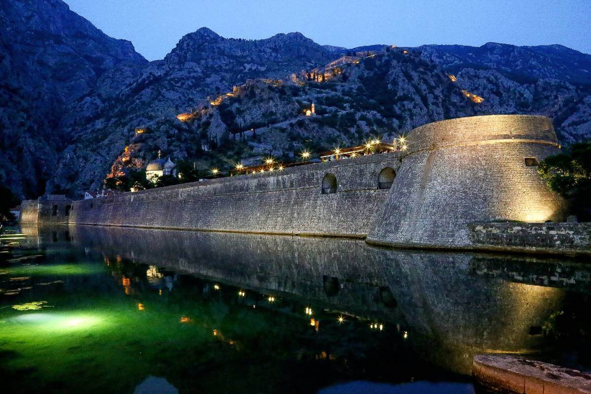 kotor gece hayatı
