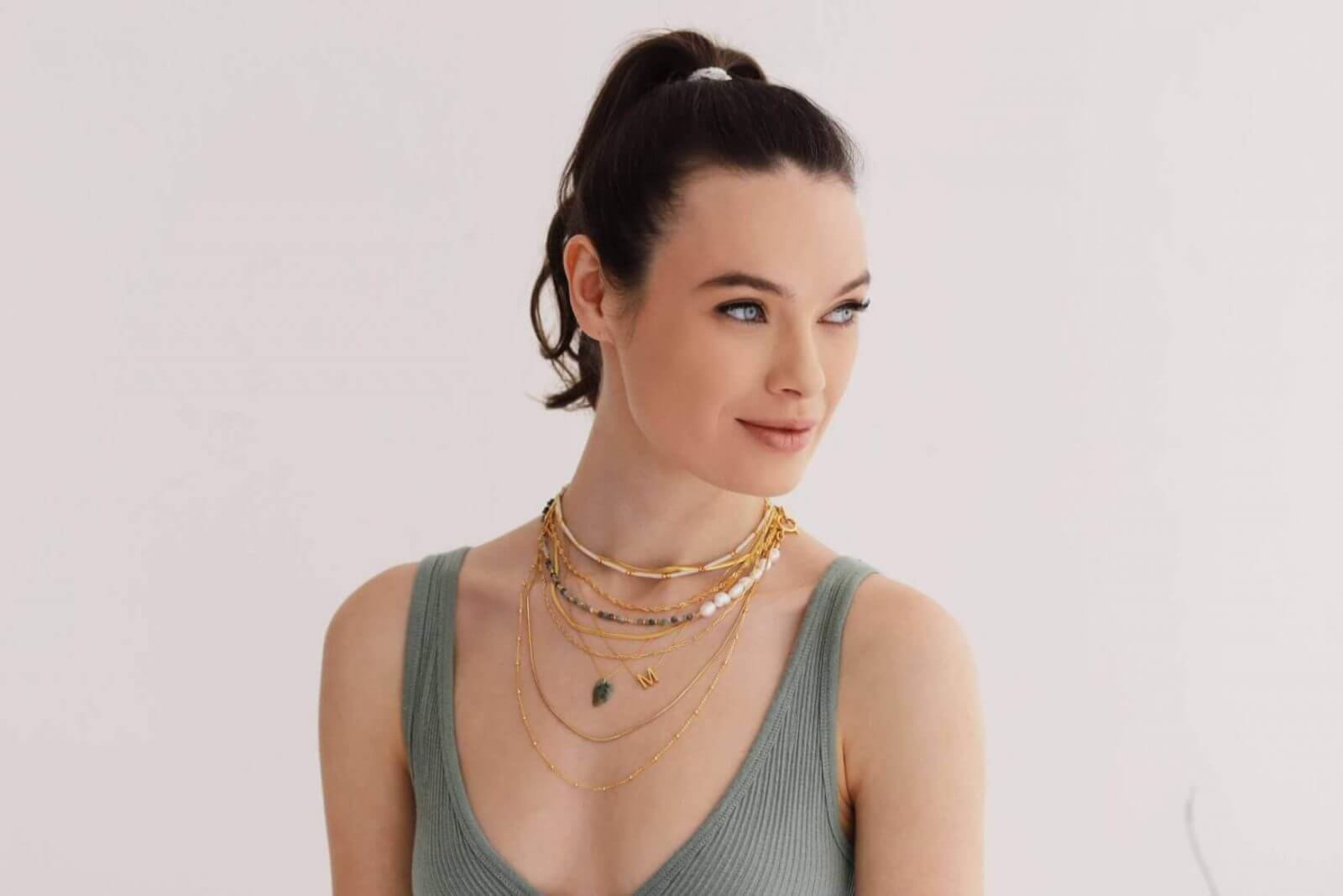 bonjouk studio kolyeleri