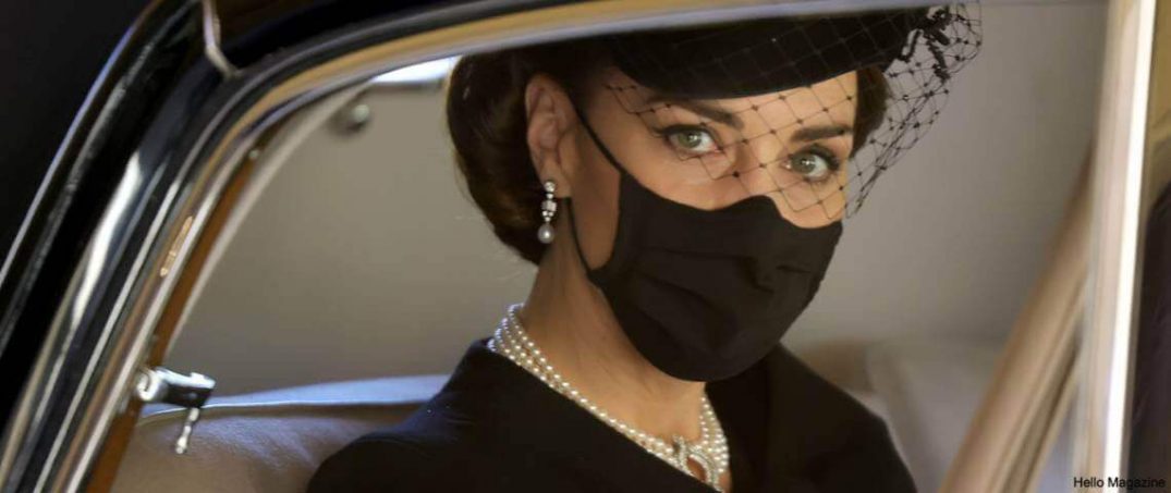 Görkemle Işıldayan Kraliyet Ailesi Mücevherleri