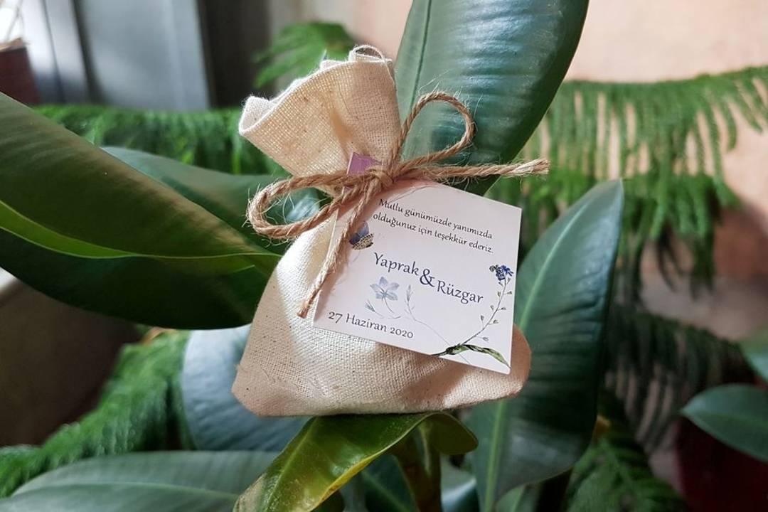 Nikah Davetiyeleriniz ve Hediyeleriniz Değer Taşısın