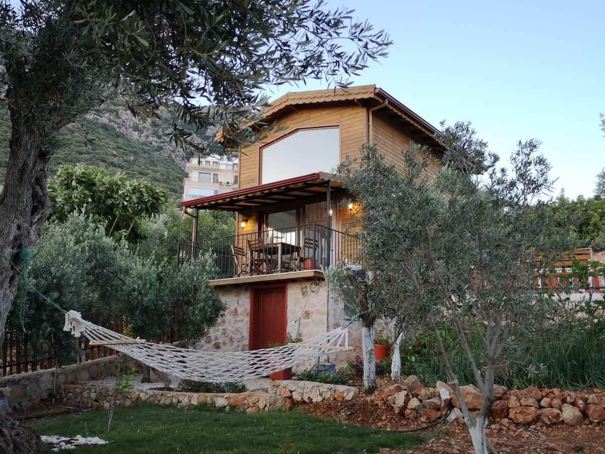 izole airbnb evleri Woodhouse Melik