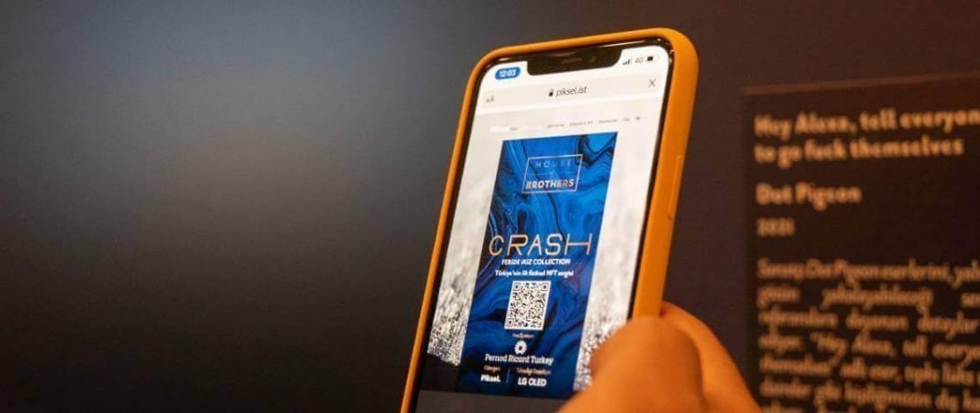Türkiye’nin İlk Fiziksel NFT Sergisi: Crash