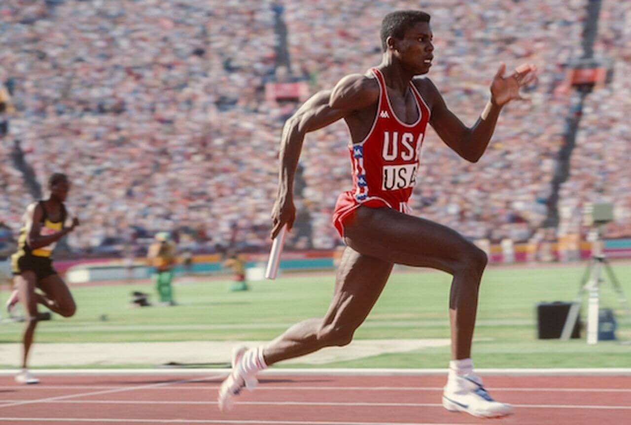 olimpiyatların en başarılı sporcuları Carl Lewis