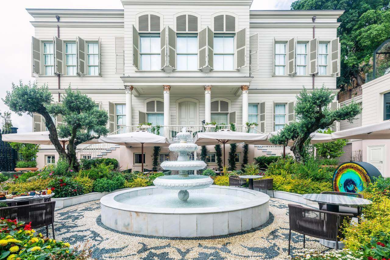 Six Senses Kocataş Mansions Kemal Bayık ve Bihter Ayyıldız sürdürülebilir otelcilik
