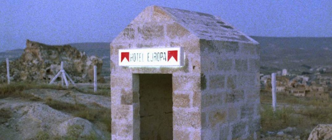 Vahap Avşar’dan Müdahaleler Sergisi