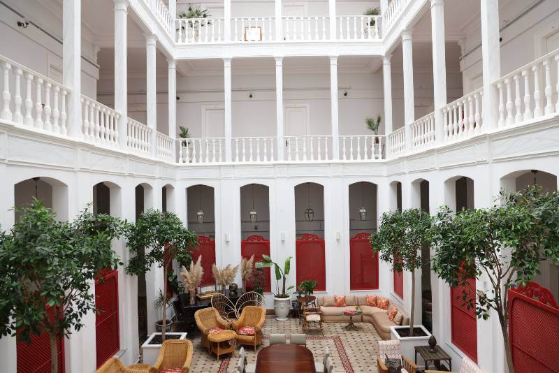 “Zam-An’da Mekan” | Splendid Palas