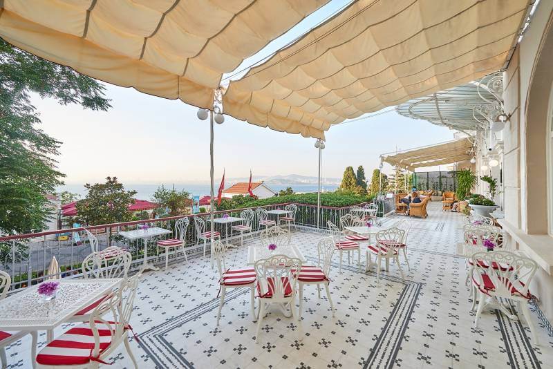 “Zam-An’da Mekan” | Splendid Palas