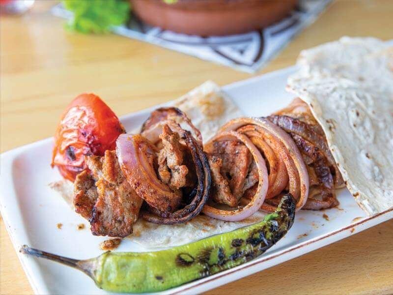 Adalar Manzarasında Ocakbaşı Deneyimi: Ali Ocakbaşı Suadiye