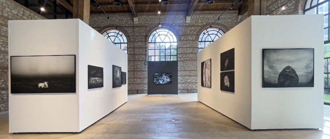 Dünyanın Gecesi Sergisi (Ebru Ceylan, Fişekhane) İncelemesi