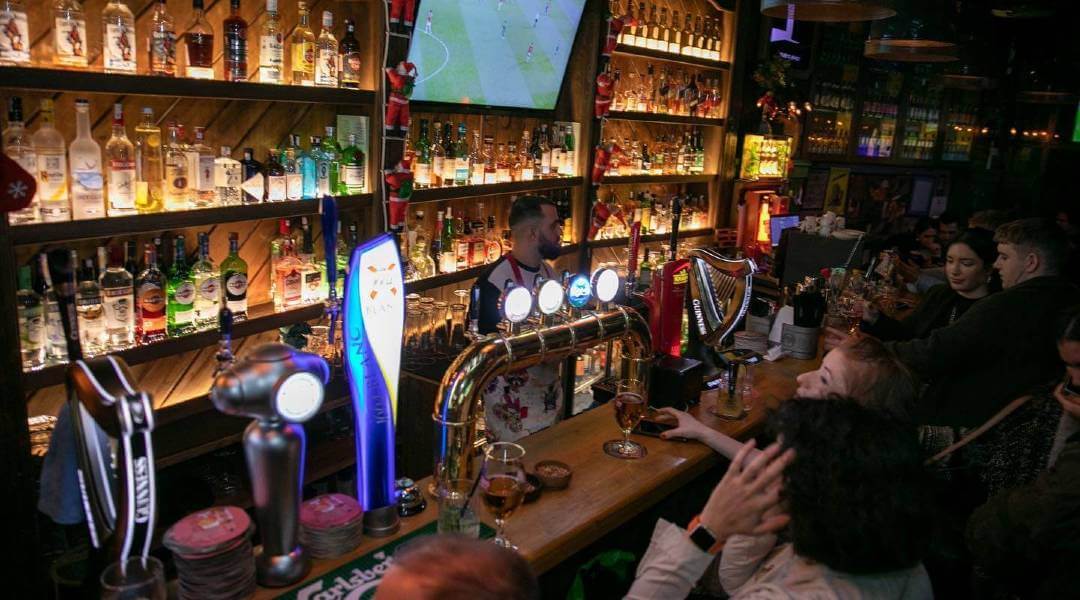 İstanbul'da Bira İçilebilecek Yerler: Corner Irish Pub
