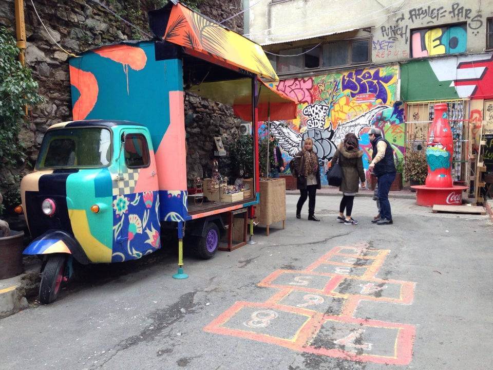 İstanbul’un en güzel sokakları Kılıç Ali Paşa Sokak