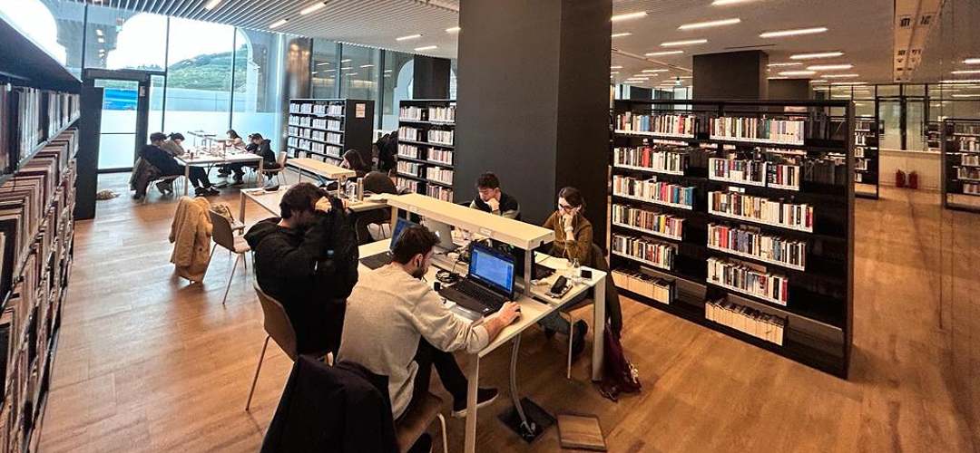 çamlıca kütüphane