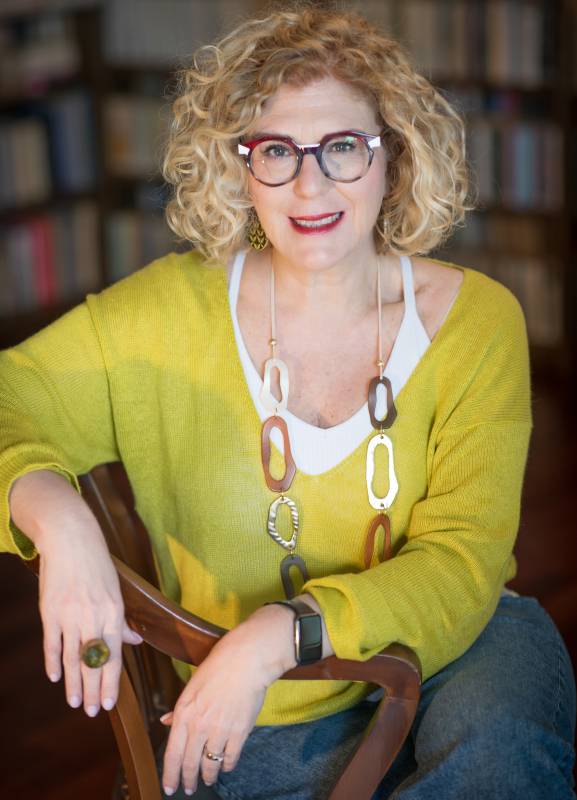 “Elim Kalem de Tutar Kadeh de” Podcast Serisi Başladı