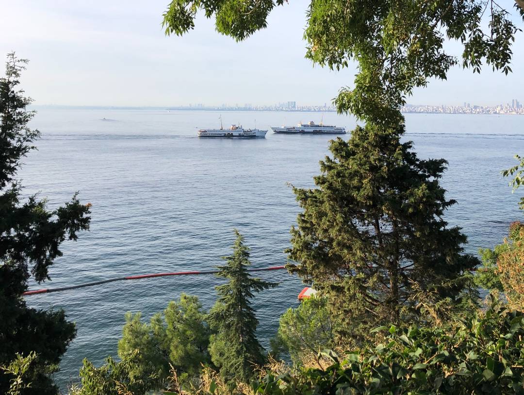 Adalar Turuna Devam: Heybeliada Gezi Rehberi