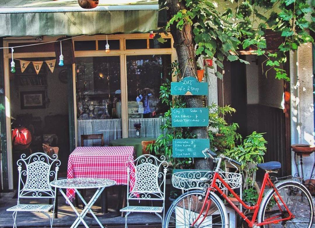 Adalar Turuna Devam: Heybeliada Gezi Rehberi