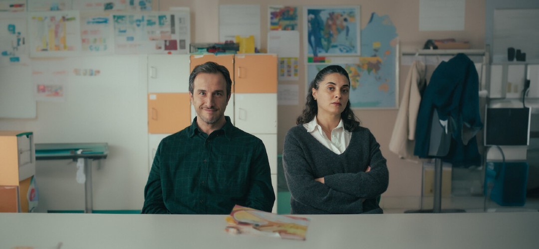 kuvvetli bir alkış