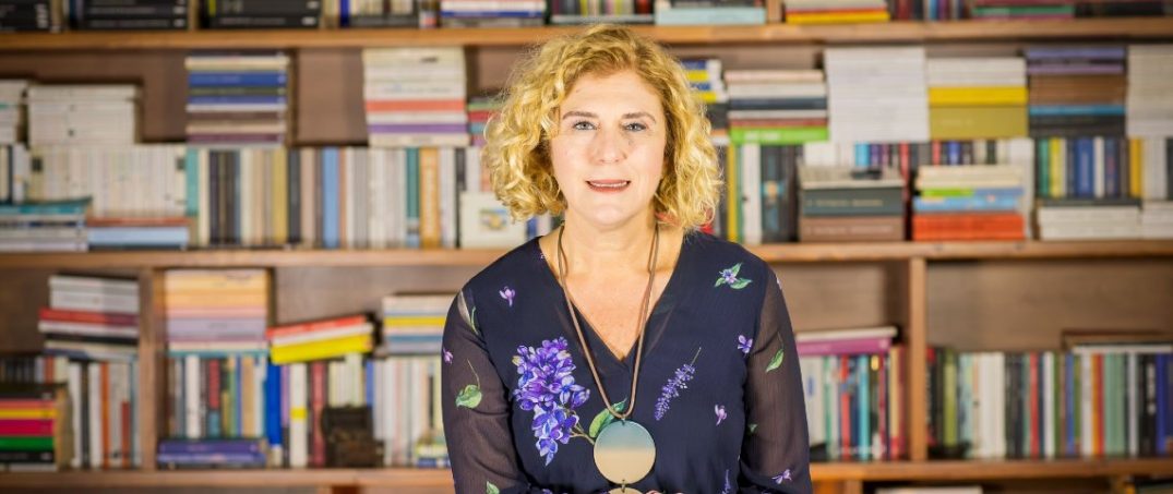 deniz yüce başarır