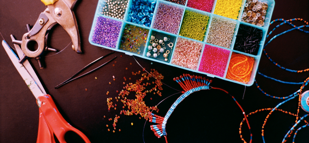 kum boncuk takı atölyesi