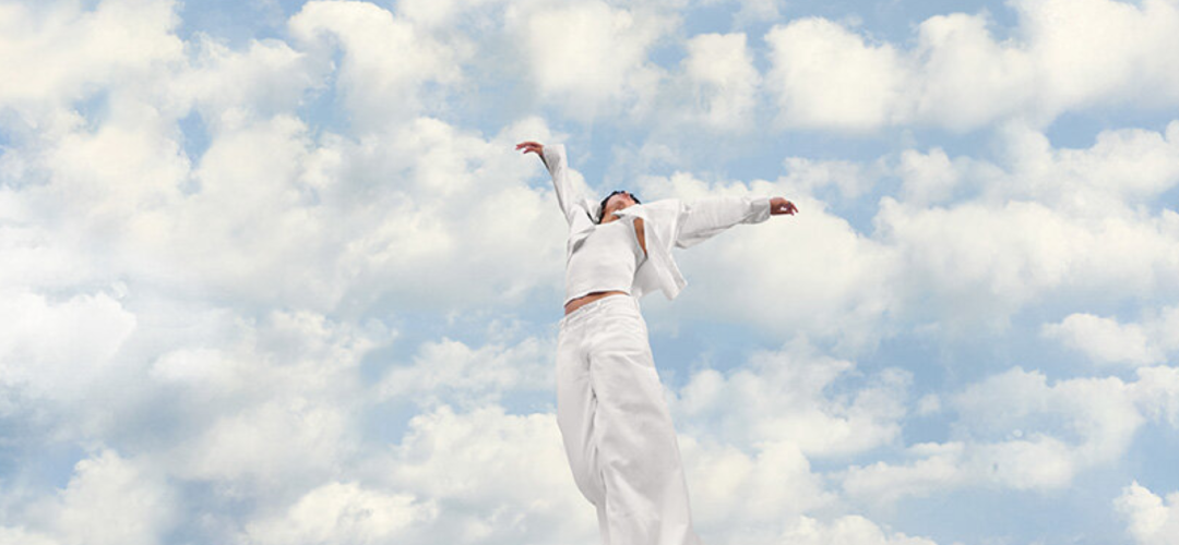 Pantone 2026 Yılın Rengi Cloud Dancer