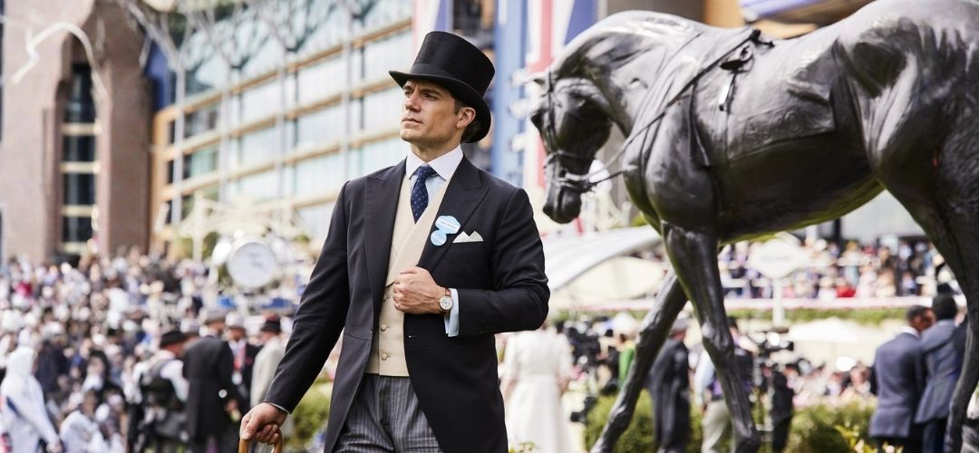Henry Cavill Royal AScot 2026'da Longines saati ile poz veriyor