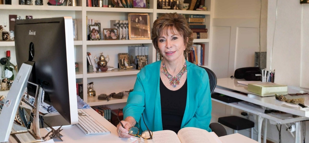 Isabel Allende – aslan burcu Şilili yazar